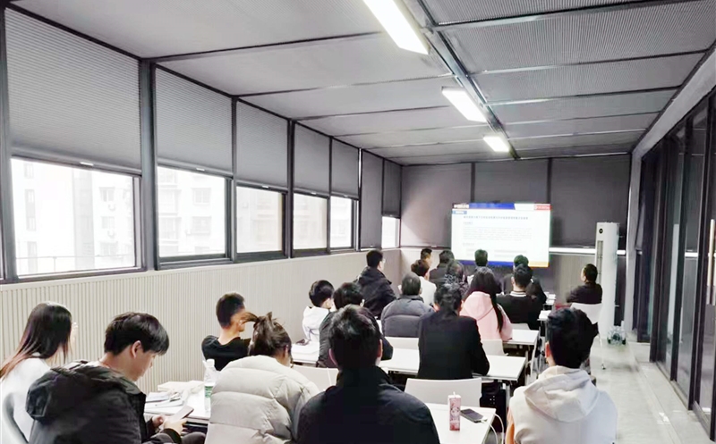 用科技之光，，，，，，，筑牢韧性城市根基 ——测绘公司与行业内高？？？？？寡踅涣