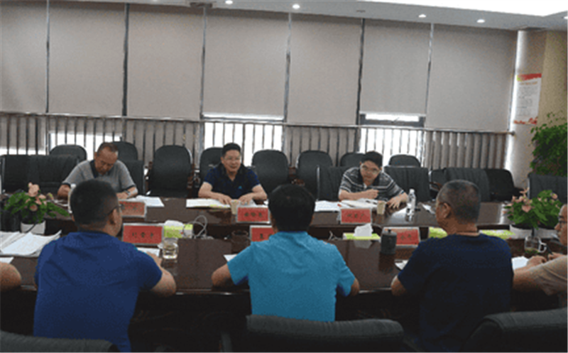 省自然Z6尊龙凯时投资集团党委委员、副总经理徐锡惠一行调研众城房产公司2022年上半年经济运行工作