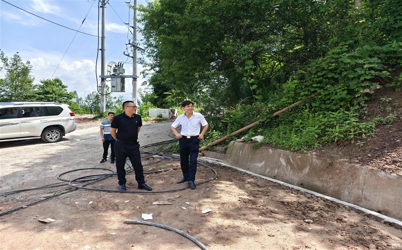 金？？？？？？？蟛繁毓笠恍星巴钅考觳橹傅脊ぷ