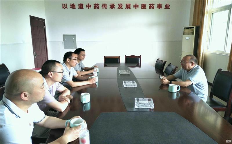 走出去，，，，，，，学得来——泰华堂制药开展挥发油收集系统技术升级改造调研式学习