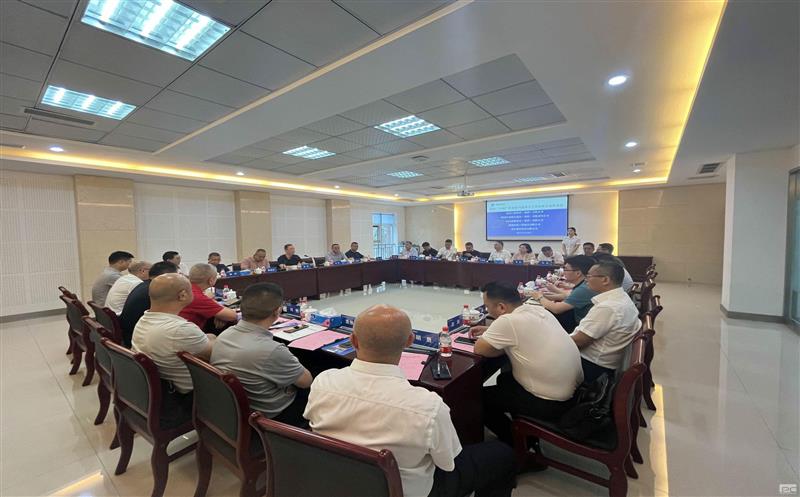 加强学习交流，，，，，，共商合作大计——中成集团组织参加川渝国企合作发展交流座谈会