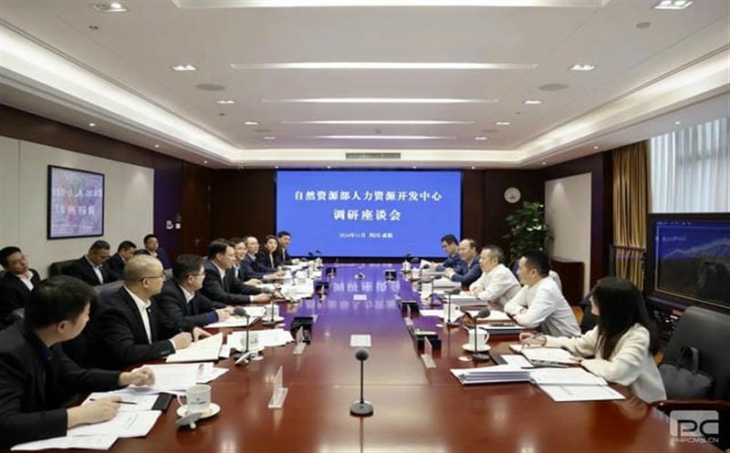 自然Z6尊龙凯时部领导赴集团调研